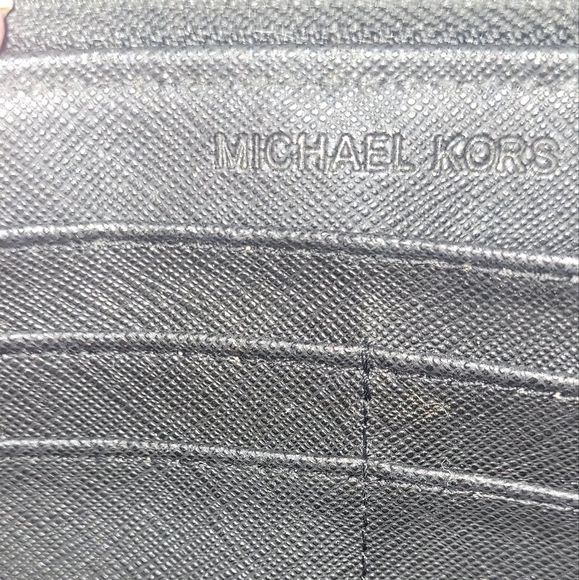 MICHAEL KORS STUDIED WALLET - Picture 6 of 6